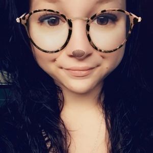 Meet your Posher, Christine